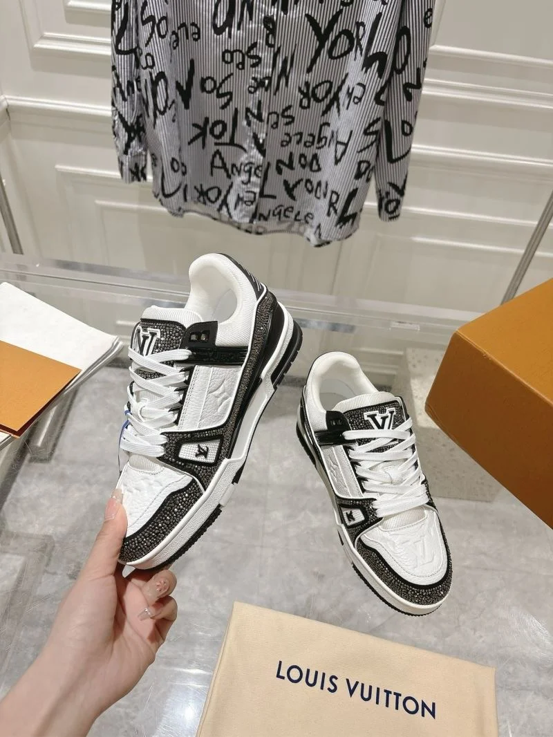 Soft Louis Vuitton Trainer Sneaker 32065