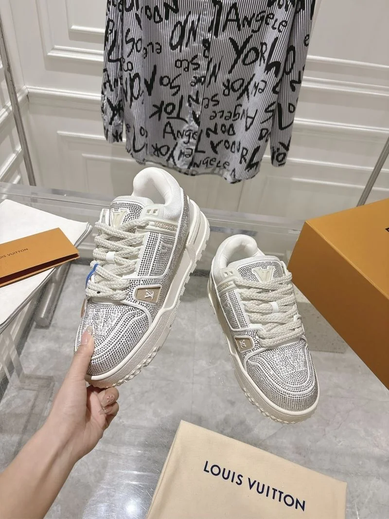 BestValue Louis Vuitton Trainer Sneaker 32062