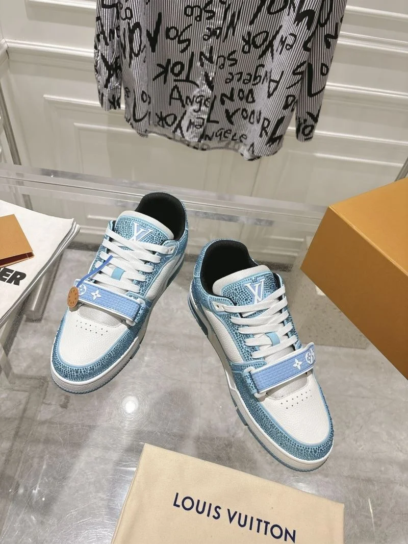 Fashionable Louis Vuitton Trainer Sneaker 32066