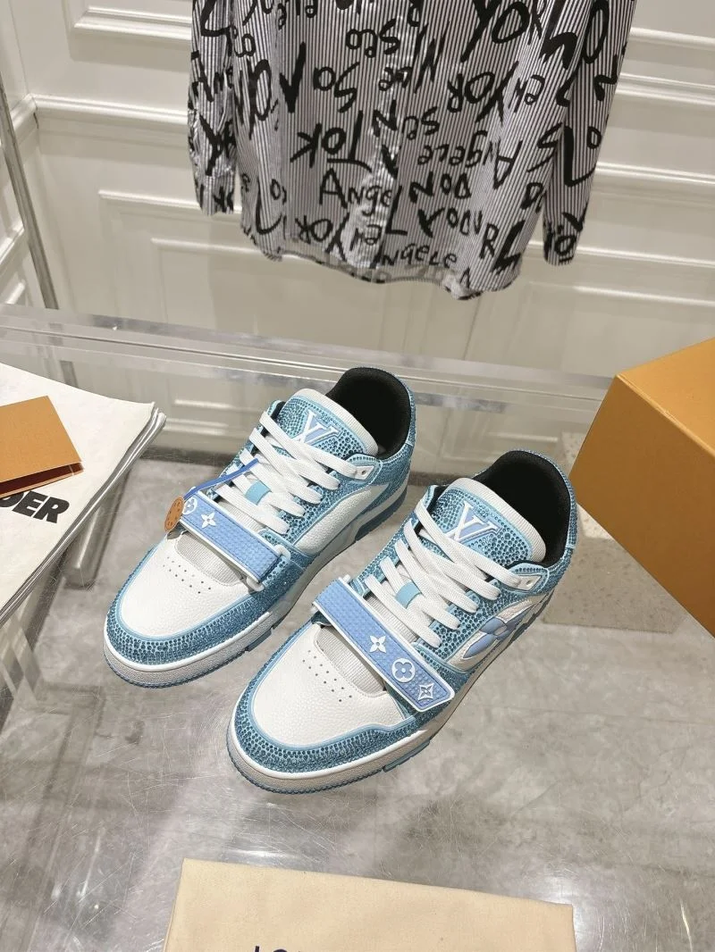 Fashionable Louis Vuitton Trainer Sneaker 32066