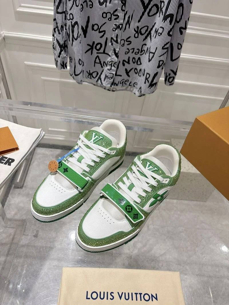 Popular Louis Vuitton Trainer Sneaker 32050