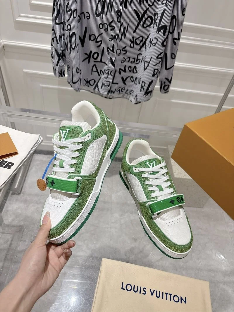 Popular Louis Vuitton Trainer Sneaker 32050