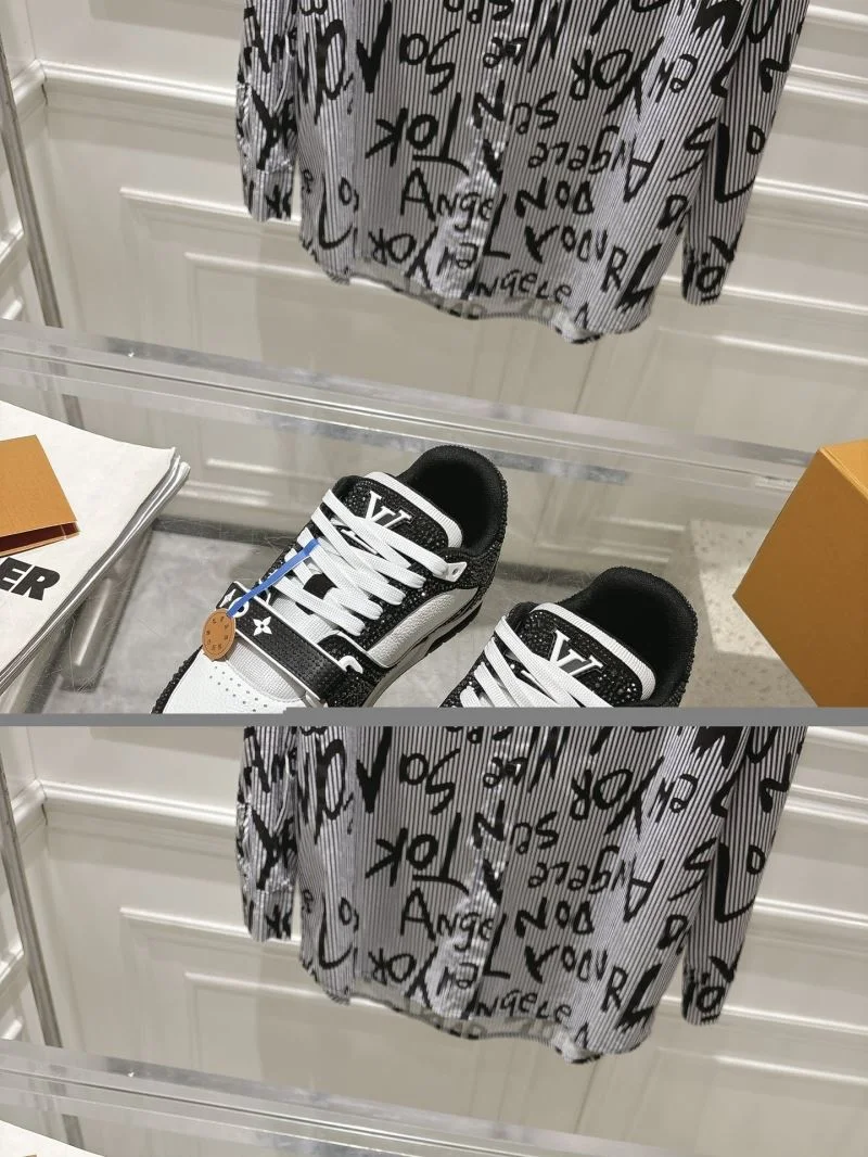 Lightweight Louis Vuitton Trainer Sneaker 32054