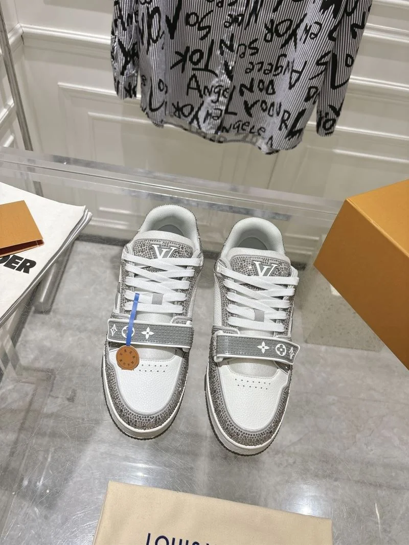 UrbanStyle Louis Vuitton Trainer Sneaker 32053