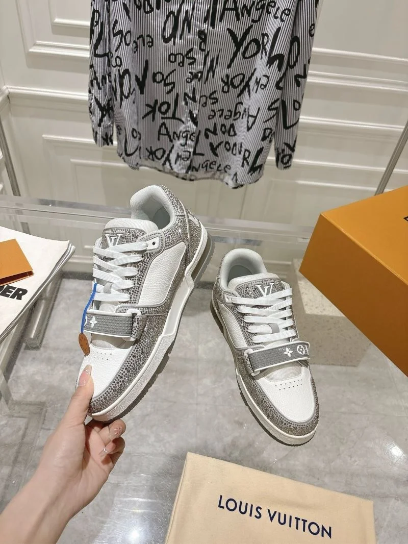 UrbanStyle Louis Vuitton Trainer Sneaker 32053