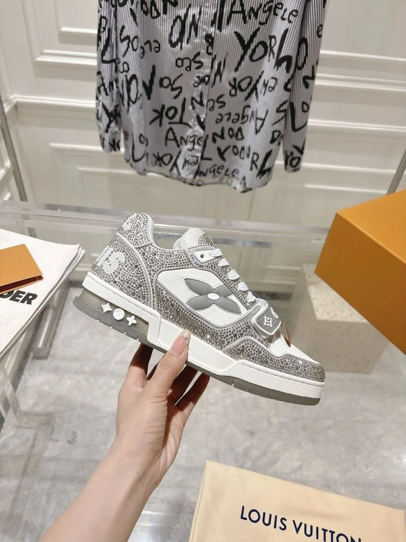 UrbanStyle Louis Vuitton Trainer Sneaker 32053