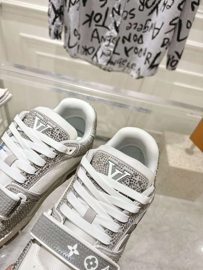 UrbanStyle Louis Vuitton Trainer Sneaker 32053