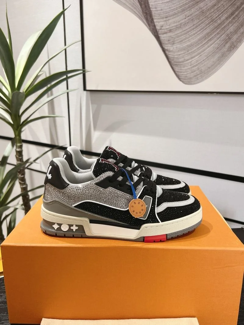 HighPerformance Louis Vuitton Trainer Sneaker 32049