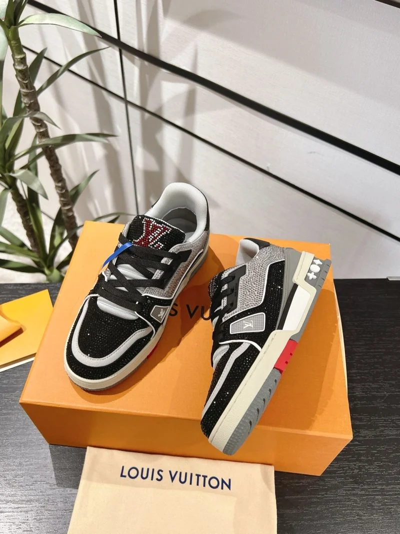 HighPerformance Louis Vuitton Trainer Sneaker 32049