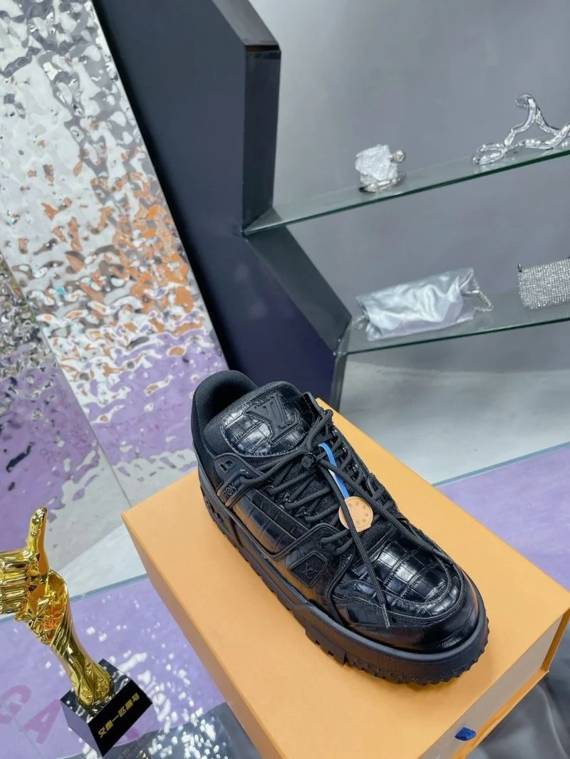 Original Louis Vuitton Trainer Sneaker 32048