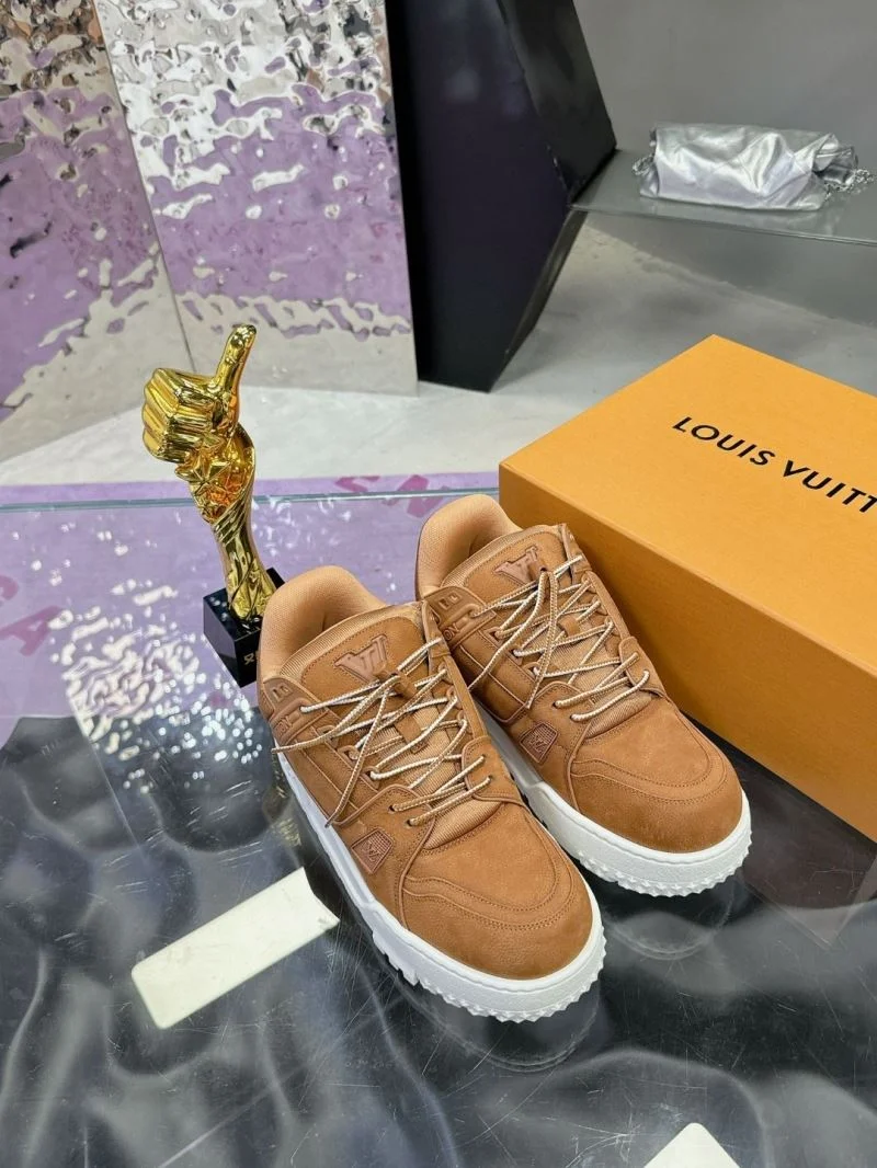 Louis Vuitton Trainer Sneaker Upgraded 32046