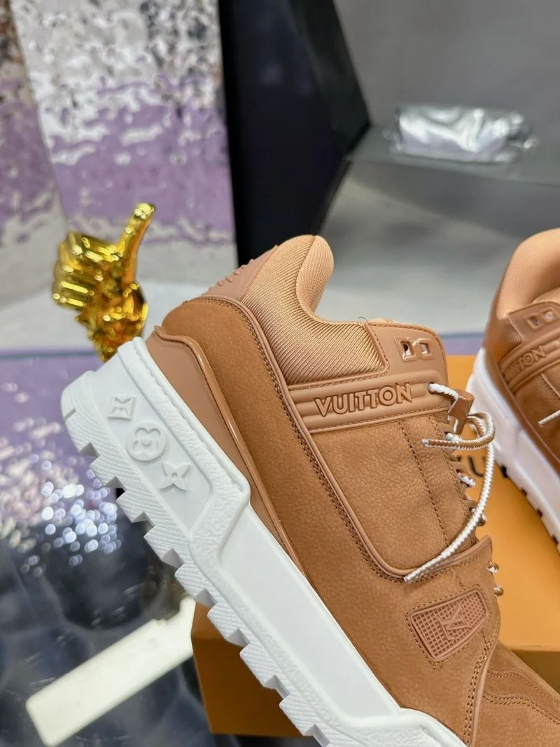 Louis Vuitton Trainer Sneaker Upgraded 32046