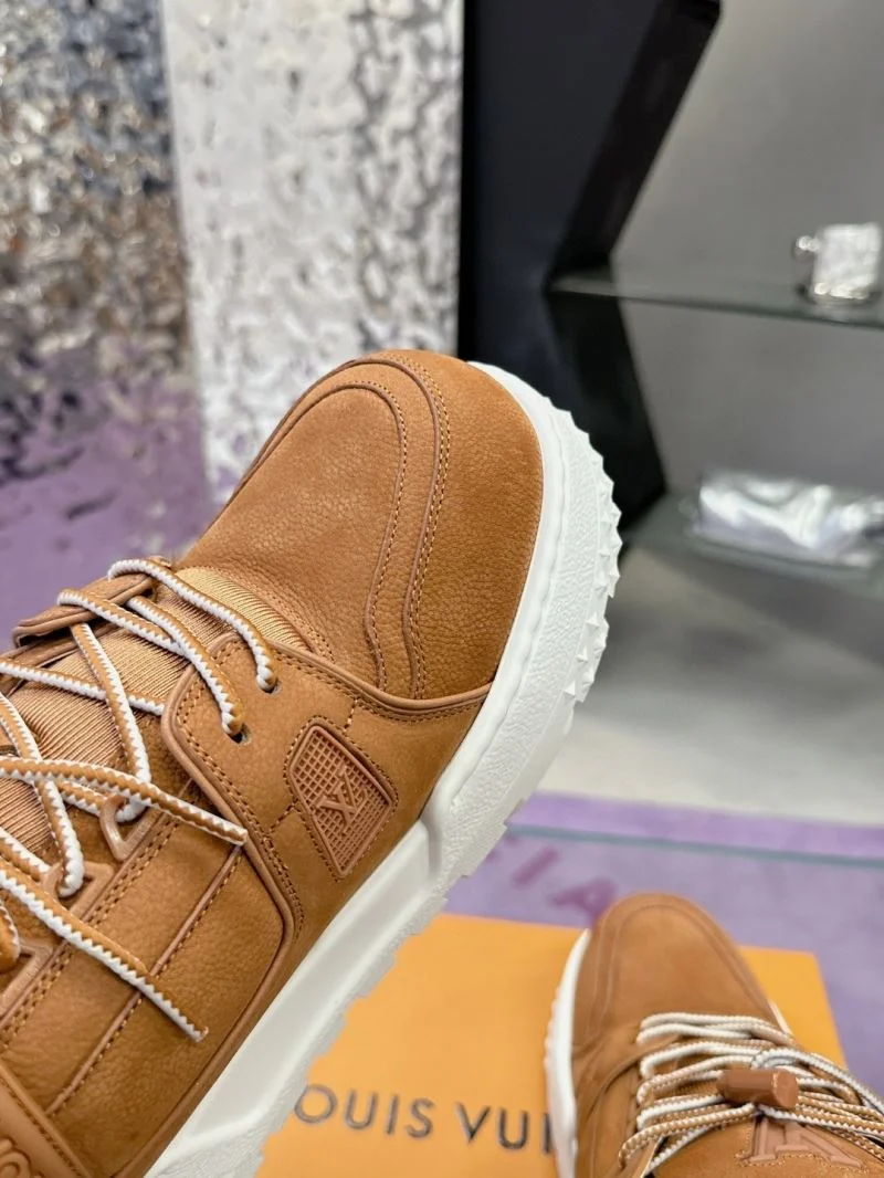 Louis Vuitton Trainer Sneaker Upgraded 32046