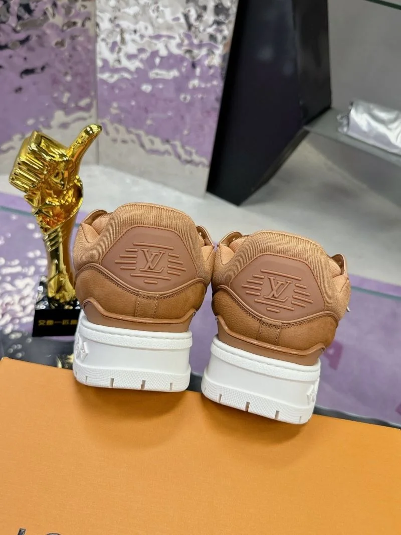Louis Vuitton Trainer Sneaker Upgraded 32046