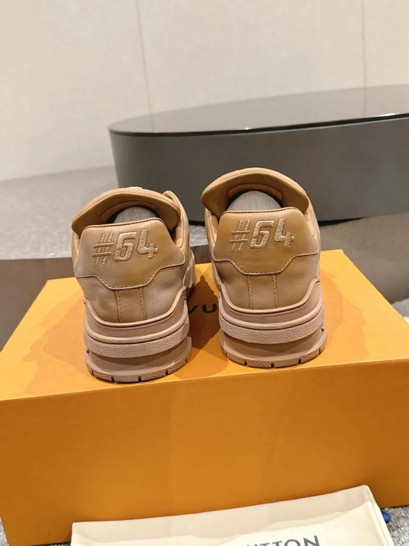 SmoothTexture Louis Vuitton Trainer Sneaker 32037