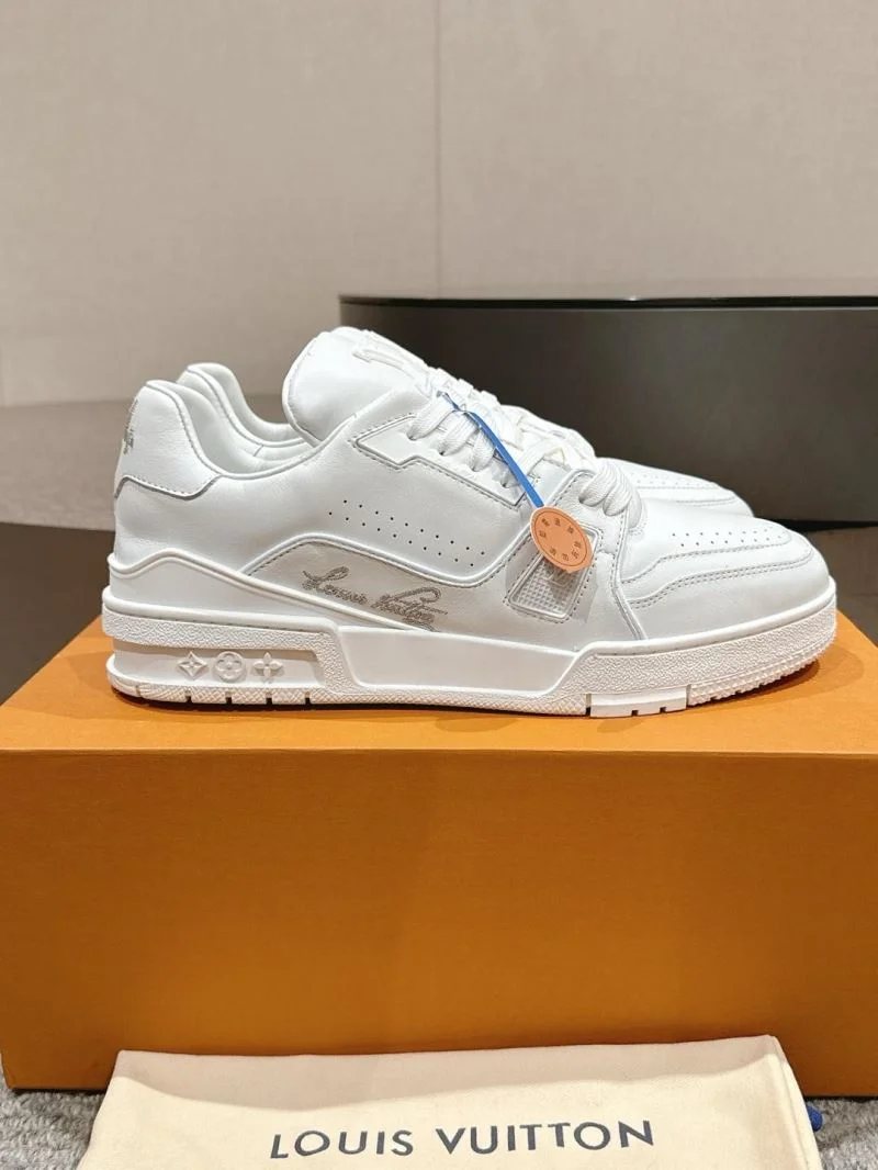 TravelReady Louis Vuitton Trainer Sneaker 32022
