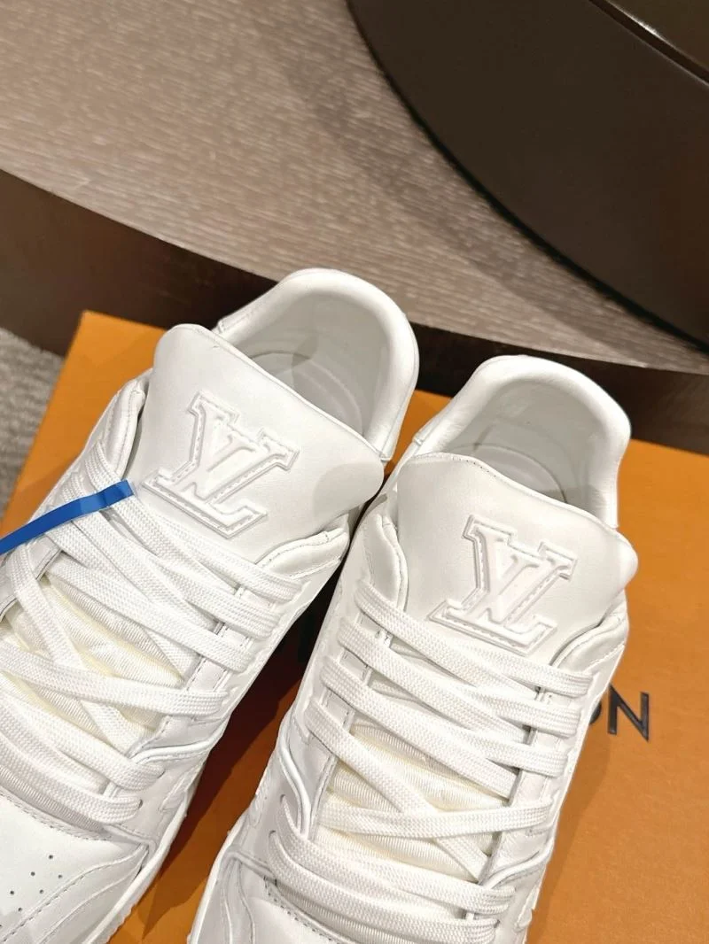 TravelReady Louis Vuitton Trainer Sneaker 32022