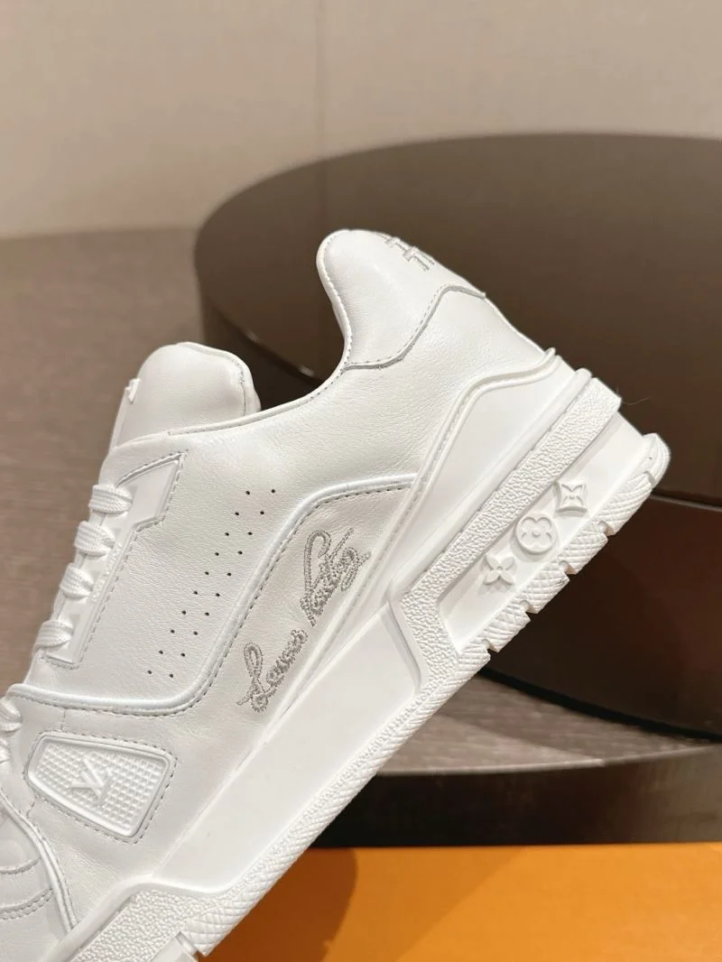 TravelReady Louis Vuitton Trainer Sneaker 32022
