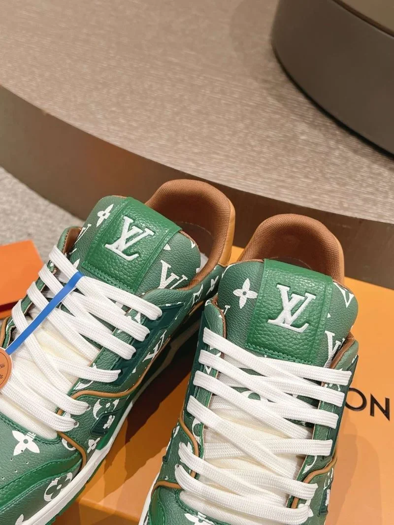 Louis Vuitton Trainer Sneaker EasyCare 32043