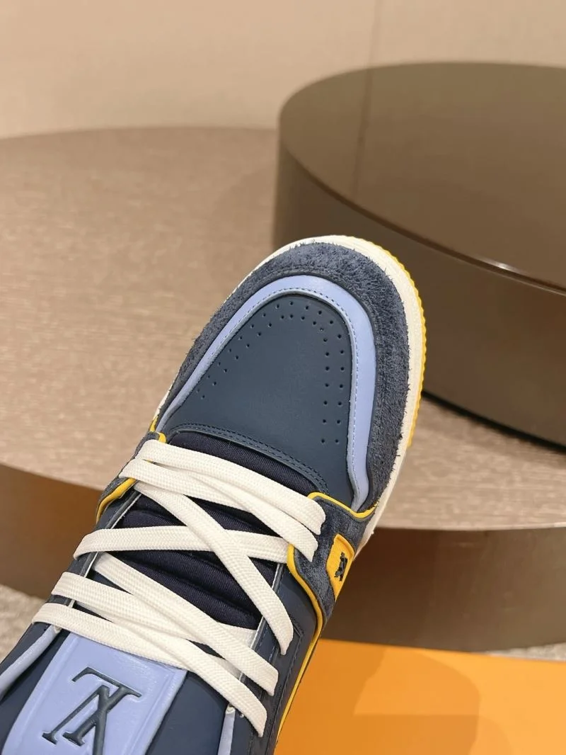 Louis Vuitton Trainer Sneaker WeatherProof 32036