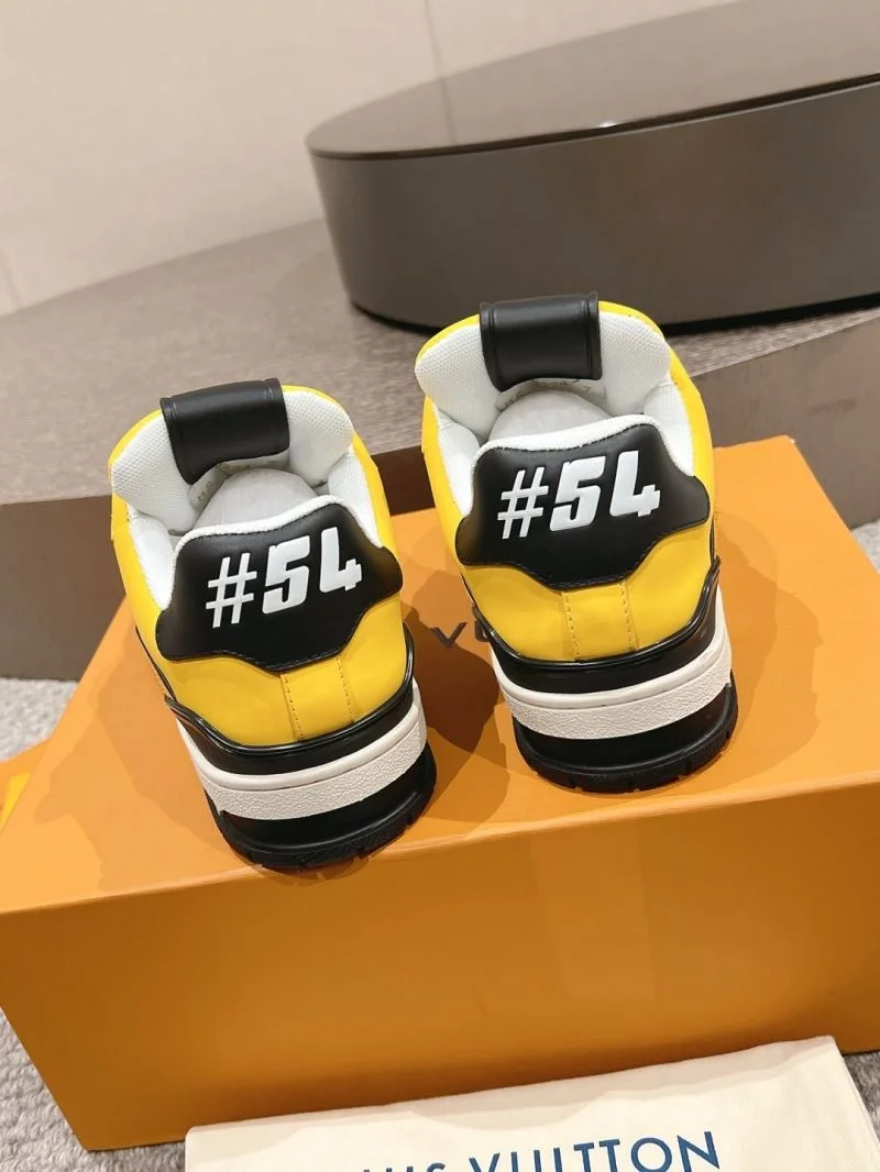 Affordable Louis Vuitton Trainer Sneaker 32039