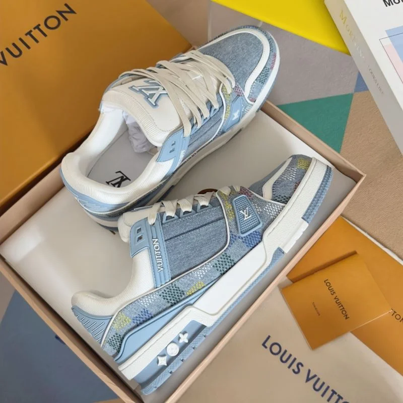 Comfortable Louis Vuitton Trainer Sneaker 31739