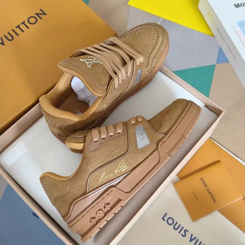 Breathable Louis Vuitton Trainer Sneaker 31753