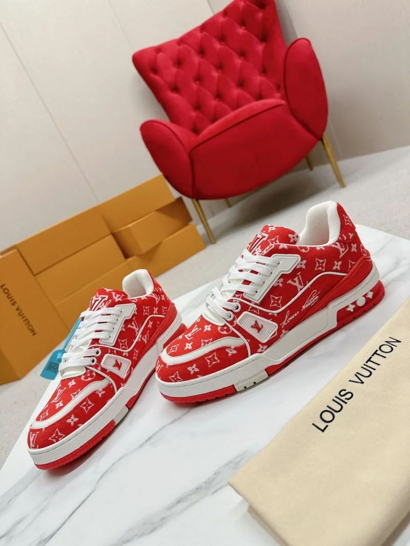 Bright Louis Vuitton Trainer Sneaker 31734
