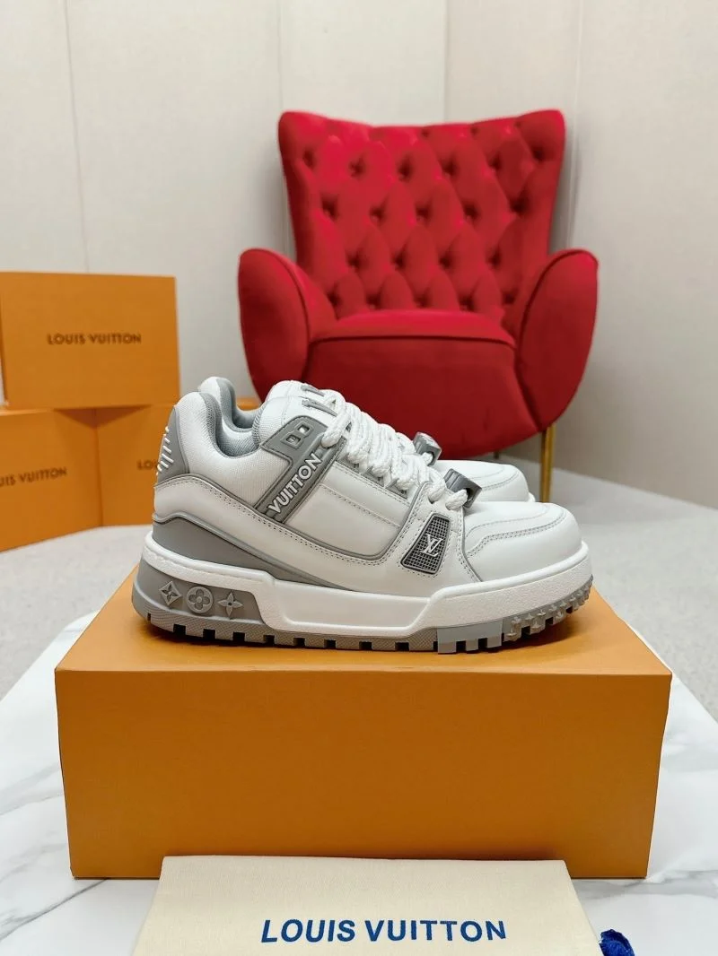Louis Vuitton Trainer Sneaker Casual 31729
