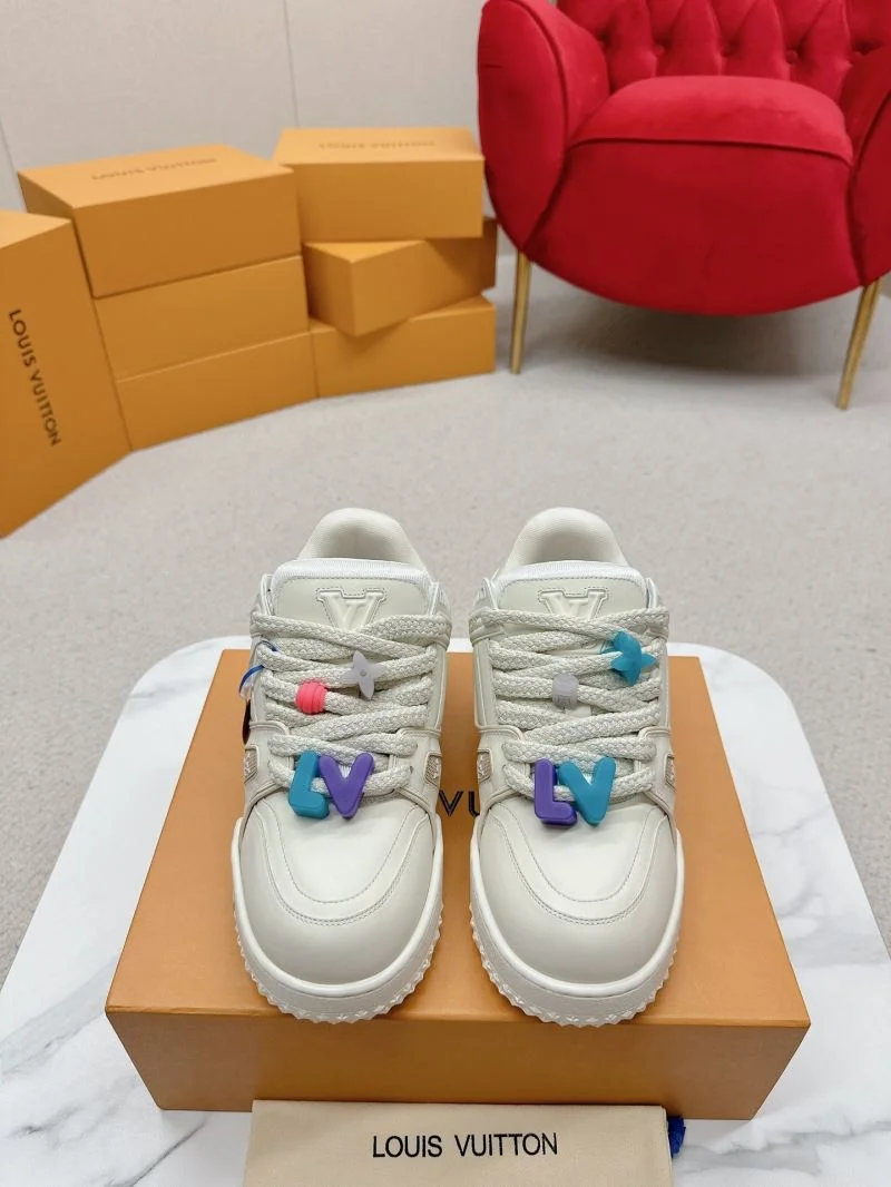 Durable Louis Vuitton Trainer Sneaker 31727