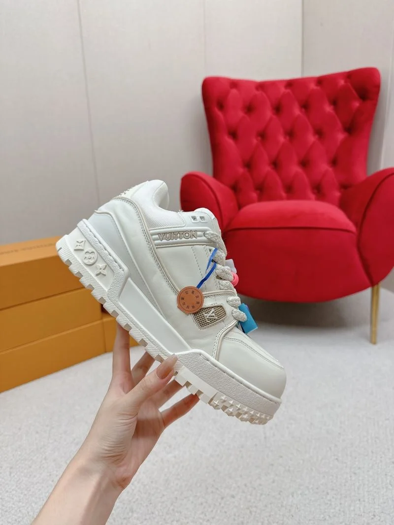 Durable Louis Vuitton Trainer Sneaker 31727