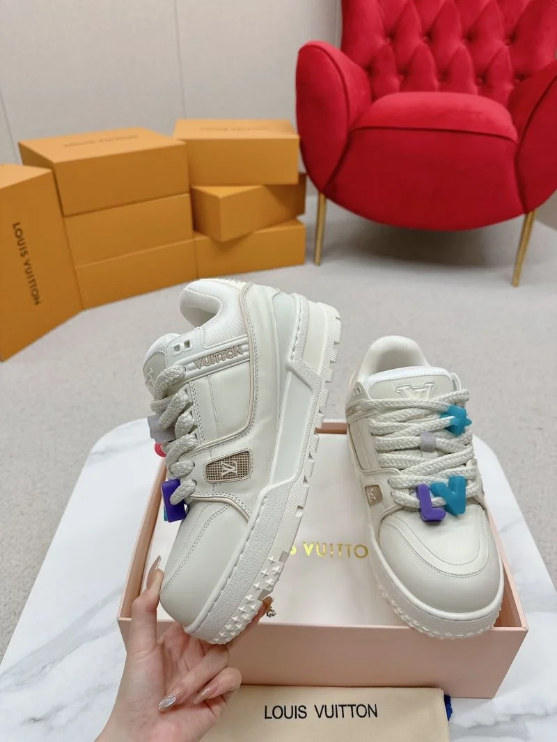 Durable Louis Vuitton Trainer Sneaker 31727