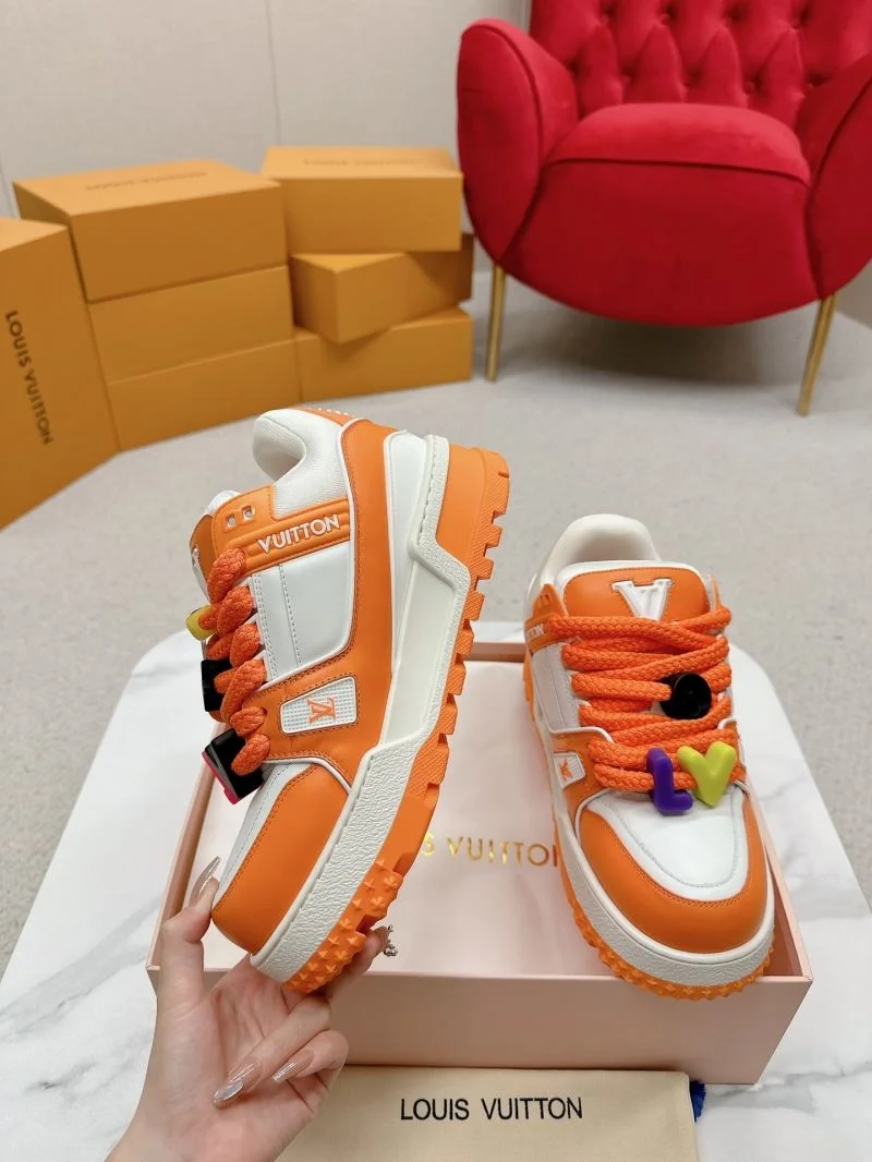 WellDesigned Louis Vuitton Trainer Sneaker 31722