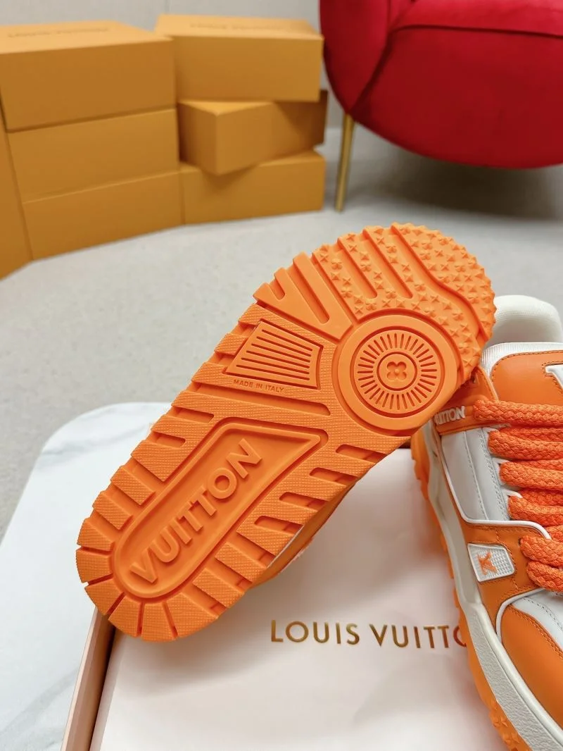 WellDesigned Louis Vuitton Trainer Sneaker 31722