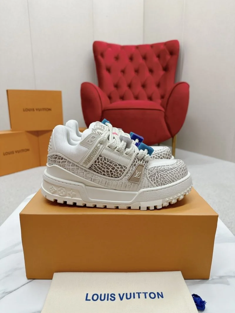 Breathable Louis Vuitton Trainer Sneaker 31708