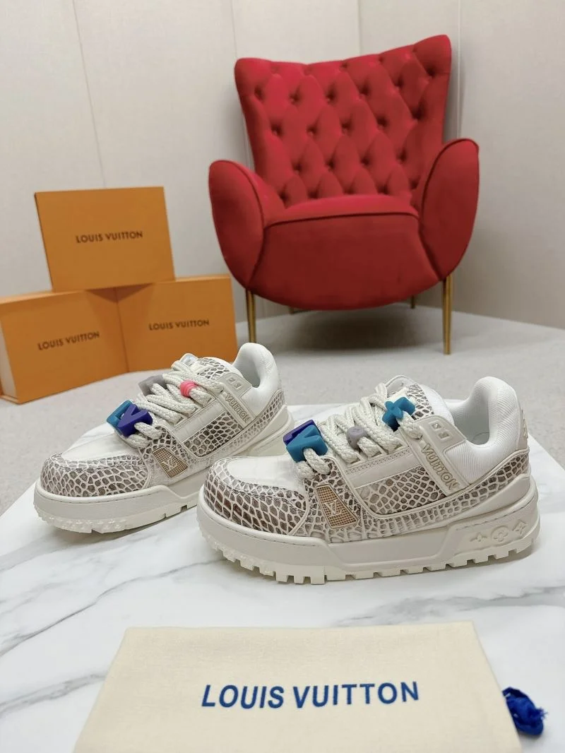 Breathable Louis Vuitton Trainer Sneaker 31708