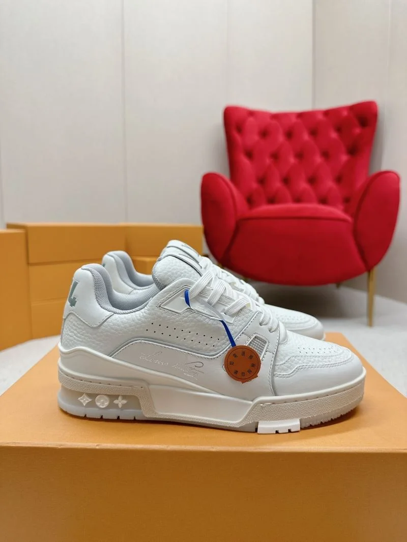 Louis Vuitton Trainer Sneaker FreshLook 31719
