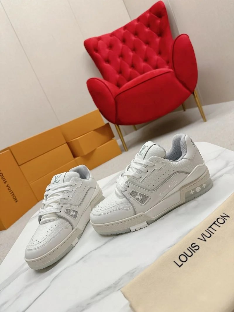 Louis Vuitton Trainer Sneaker FreshLook 31719