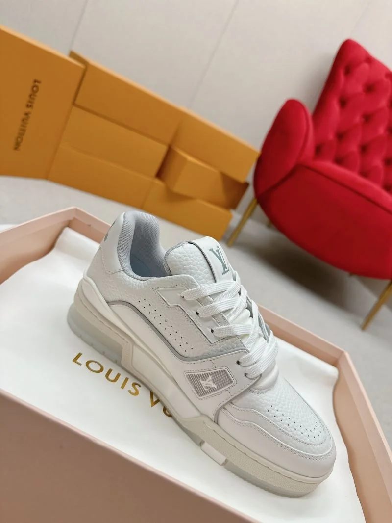 Louis Vuitton Trainer Sneaker FreshLook 31719