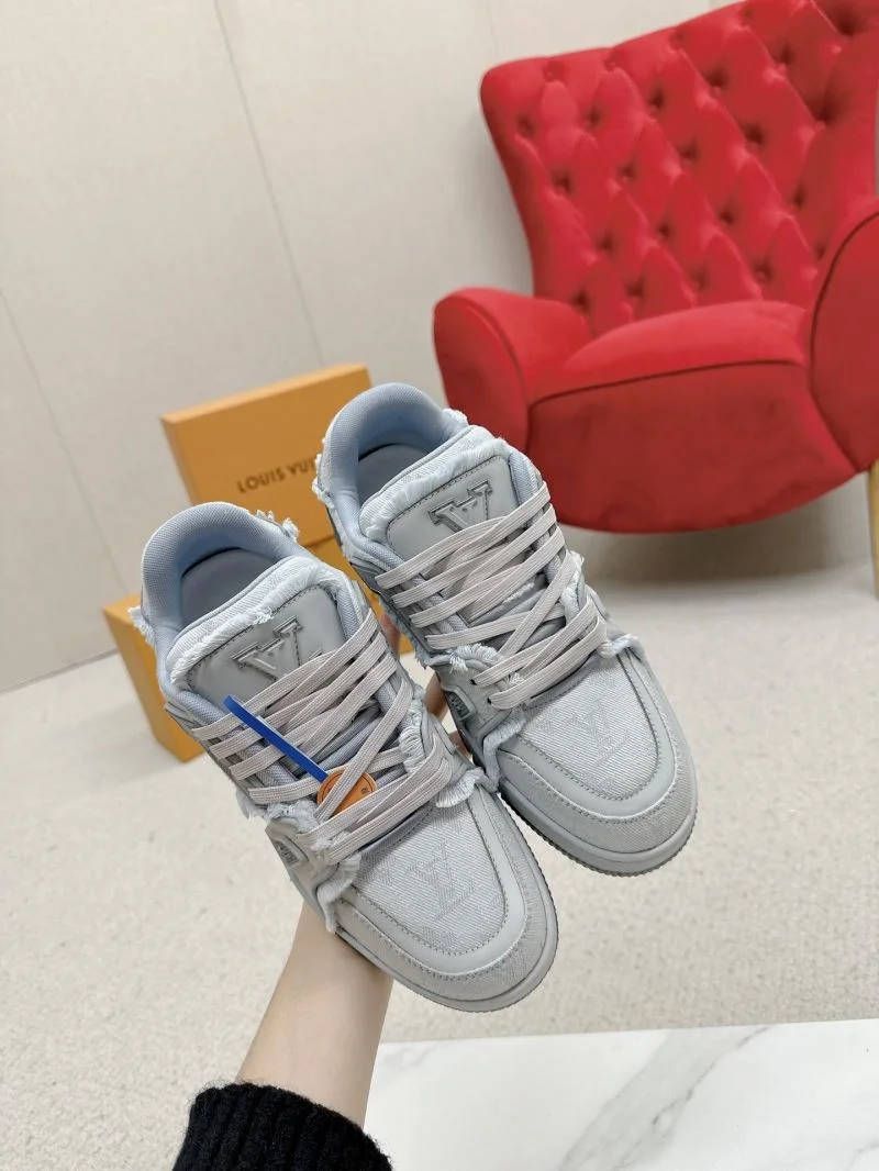 Louis Vuitton Trainer Sneaker Sporty 31702