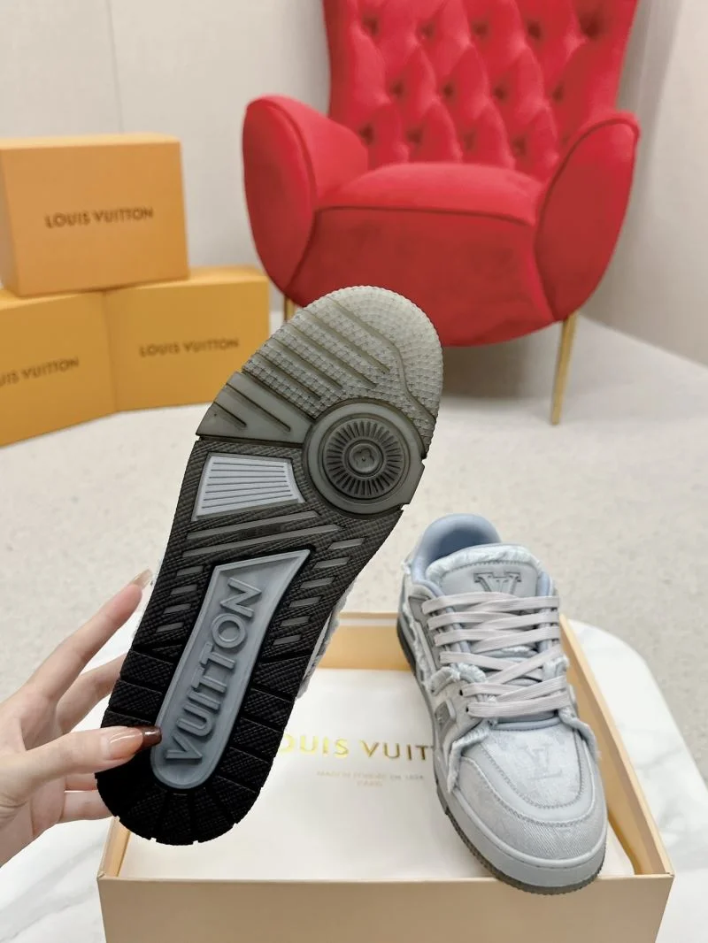 Louis Vuitton Trainer Sneaker Sporty 31702