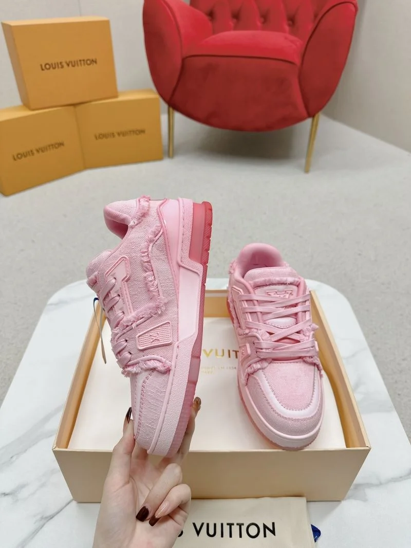 Durable Louis Vuitton Trainer Sneaker 31714