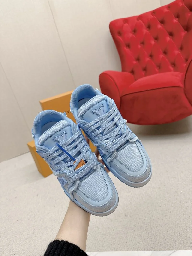 Louis Vuitton Trainer Sneaker Practical 31711