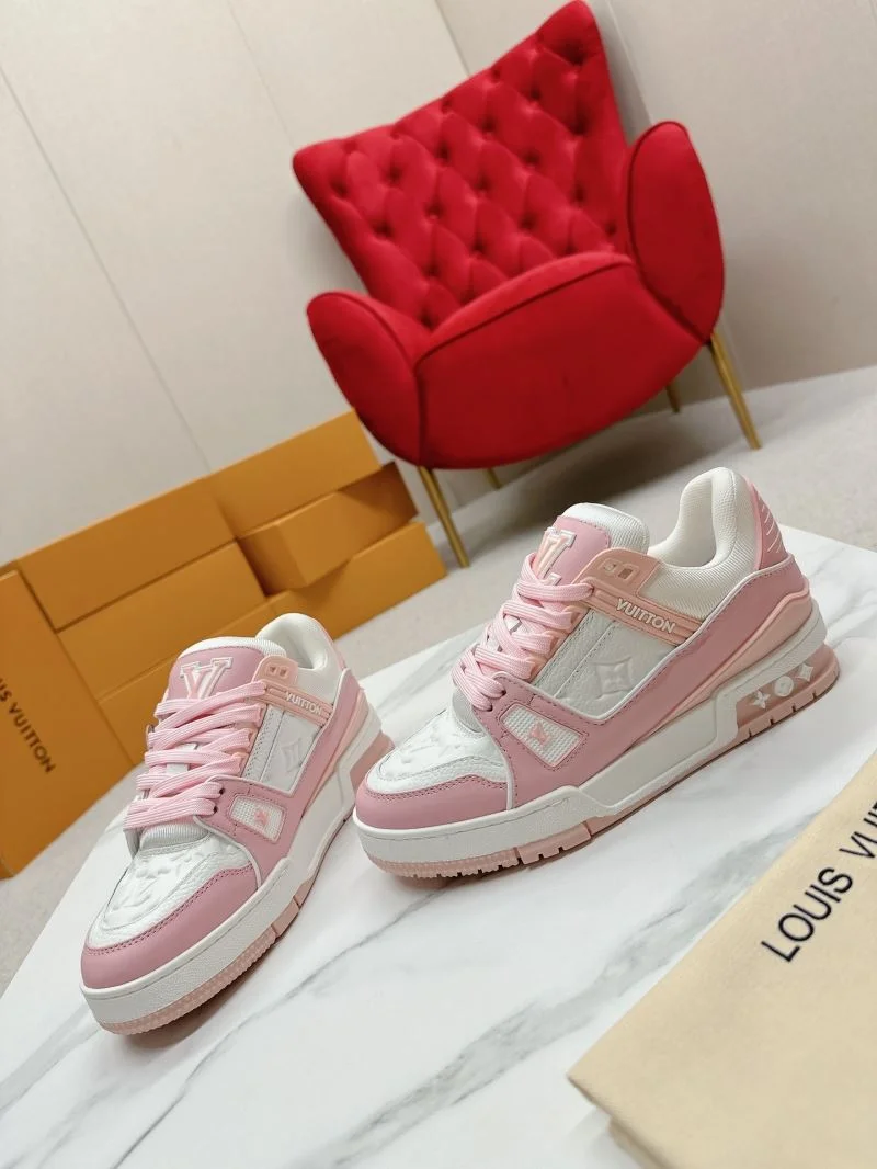 Louis Vuitton Trainer Sneaker MultiPurpose 31698