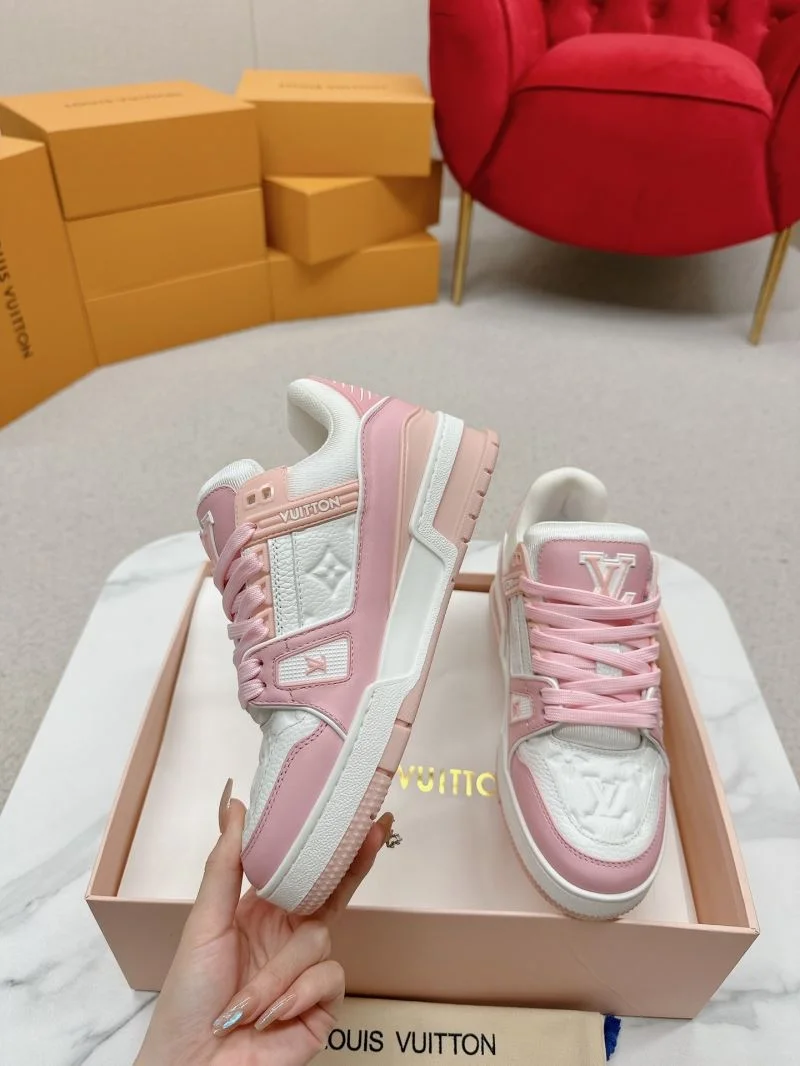 Louis Vuitton Trainer Sneaker MultiPurpose 31698