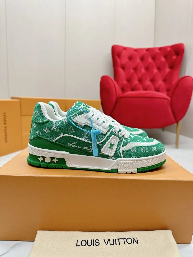 Louis Vuitton Trainer Sneaker FashionForward 31710