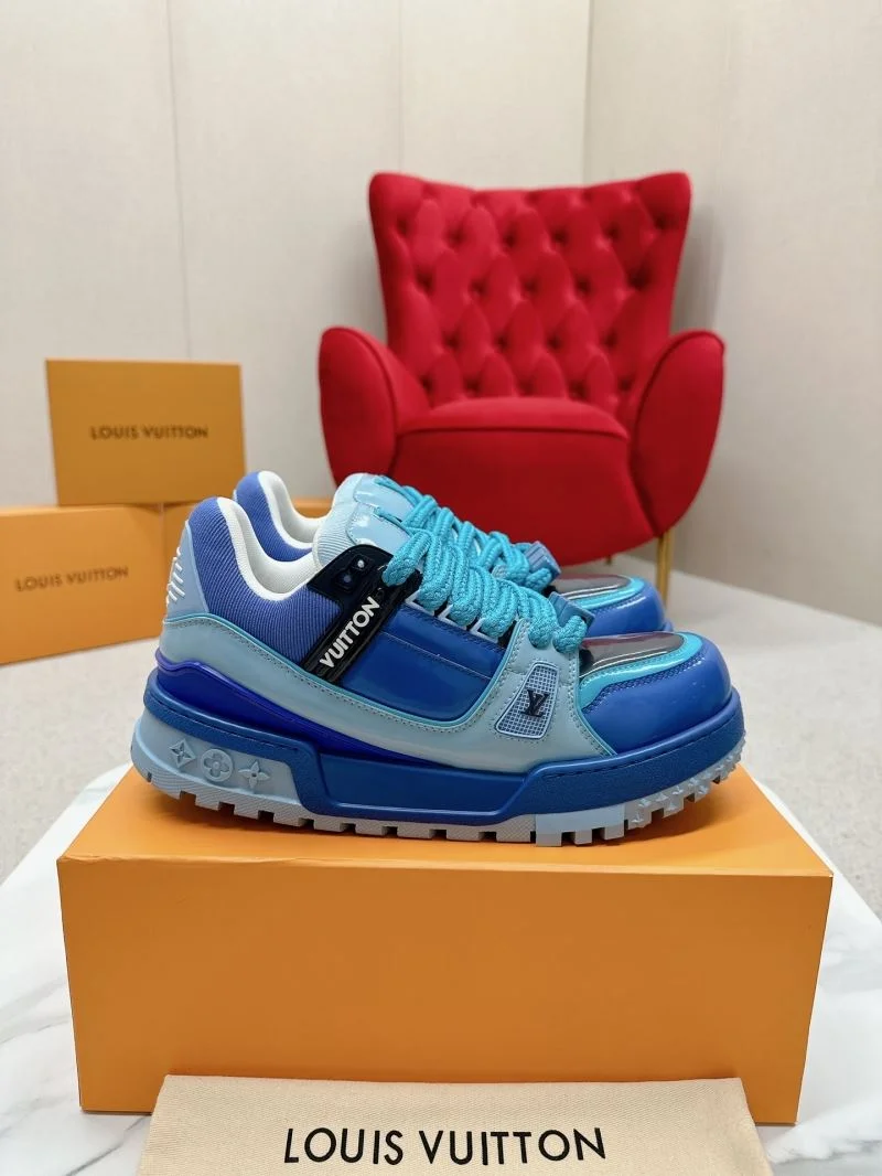 Fashionable Louis Vuitton Trainer Sneaker 31720