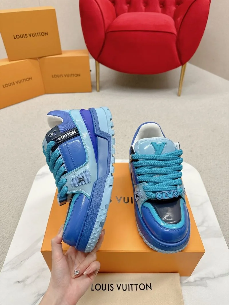 Fashionable Louis Vuitton Trainer Sneaker 31720