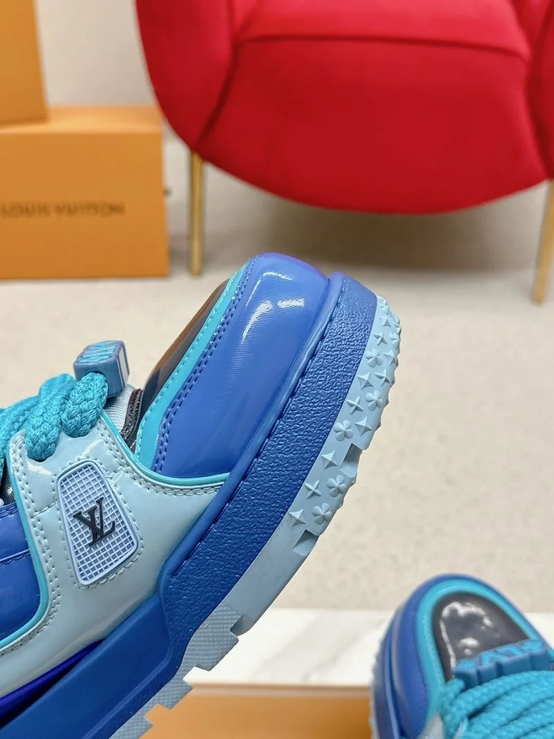 Fashionable Louis Vuitton Trainer Sneaker 31720