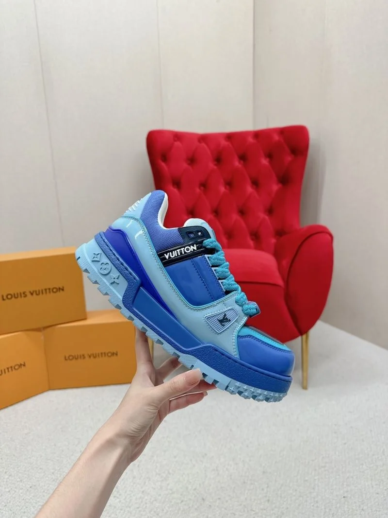 Fashionable Louis Vuitton Trainer Sneaker 31720
